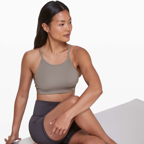 💃🏻HOLD💃🏻 Lululemon Inner Glow Bra - Picture 3 of 10